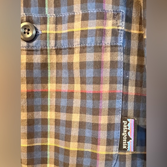 Patagonia Organic Cotton Long Sleeve Flannel Button-Up Shirt - XXL - Picture 3 of 3